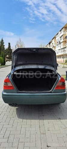 Mercedes C 220 1994, 482,000 km - 2.2 л - Yevlax