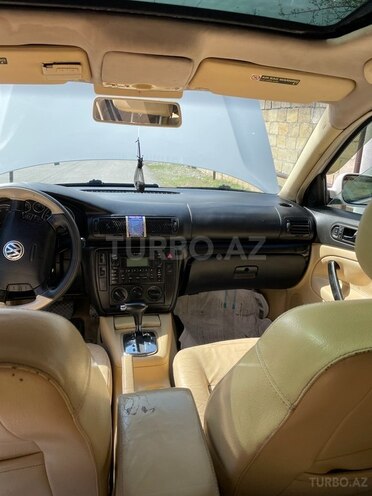 Volkswagen Passat 2002, 361,000 km - 1.8 l - İsmayıllı