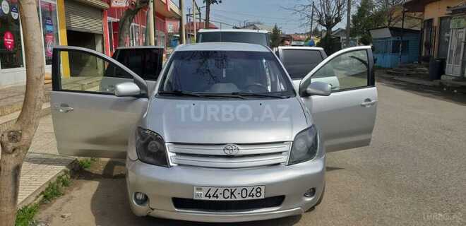 Toyota Yaris 2004, 450,000 km - 1.4 л - Masallı