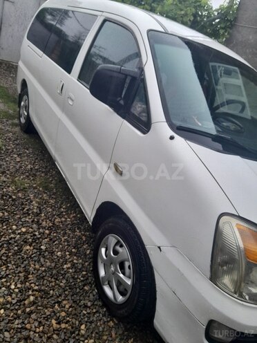 Hyundai H-1 2006, 246,780 km - 2.5 l - Qusar