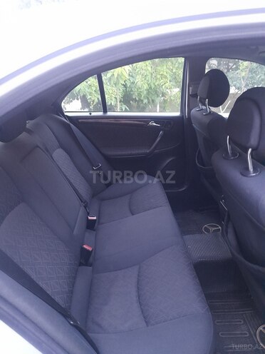 Mercedes C 220 d 2003, 300,000 km - 2.2 l - Bakı