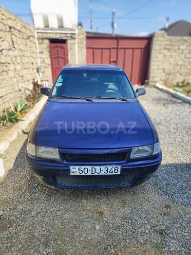 Opel Astra 1994, 353,000 km - 1.8 l - Bakı