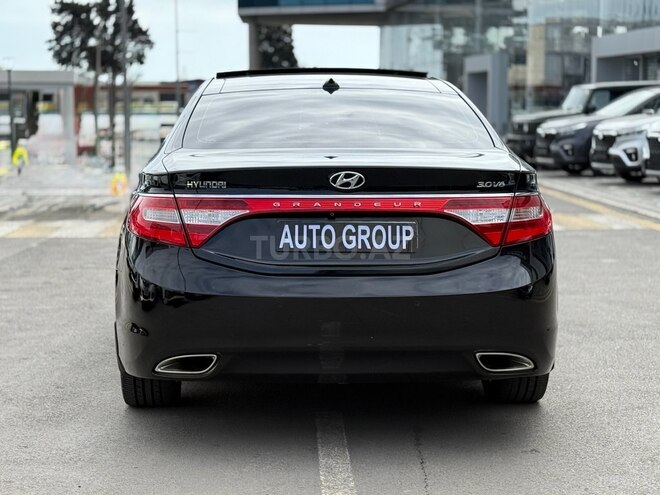 Hyundai Grandeur-6
