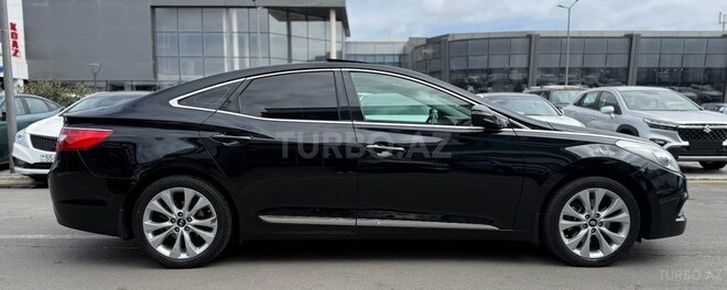 Hyundai Grandeur-11