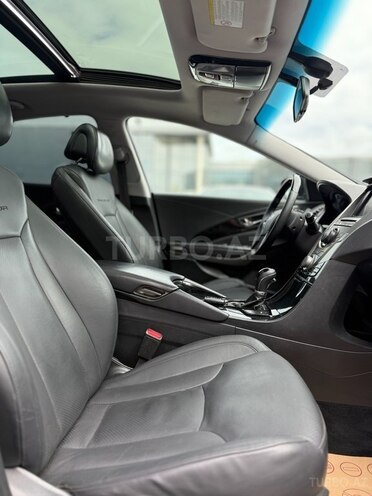 Hyundai Grandeur-17