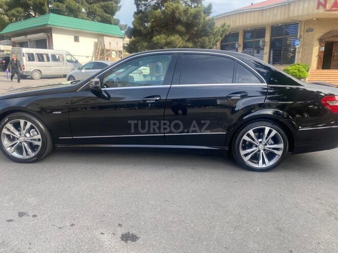 Mercedes E 220 d 2011, 245,251 km - 2.2 l - Bakı