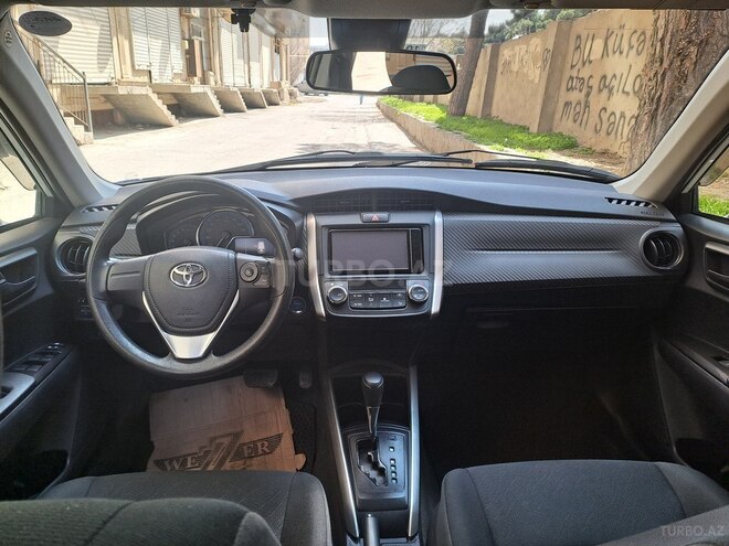 Toyota Corolla Fielder 2019, 76,500 km - 1.5 л - Bakı