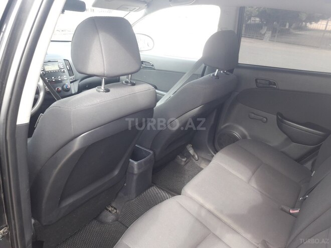 Hyundai i30 2008, 239,000 km - 1.6 l - Xudat