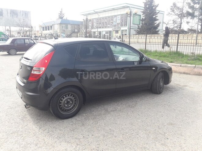 Hyundai i30 2008, 239,000 km - 1.6 l - Xudat