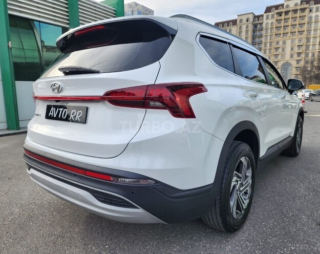 Hyundai Santa Fe-5