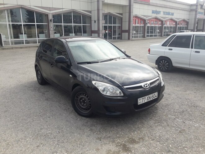 Hyundai i30 2008, 239,000 km - 1.6 l - Xudat