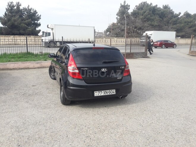 Hyundai i30 2008, 239,000 km - 1.6 l - Xudat