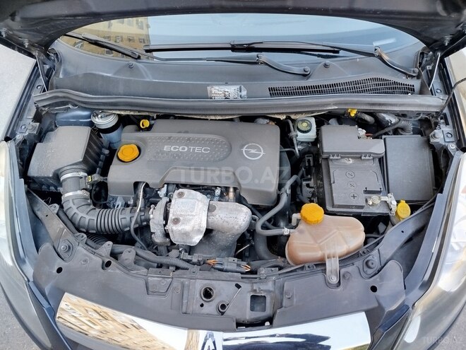 Opel Corsa 2010, 214,000 km - 1.3 л - Bakı