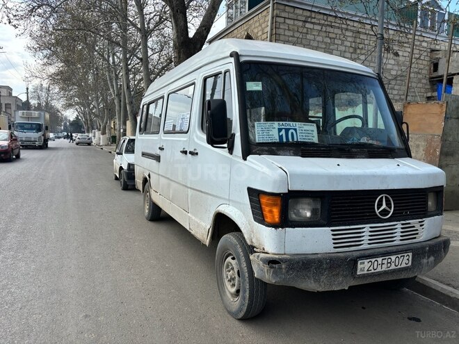 Mercedes 208 D 1994, 265,800 km - 2.5 л - Gəncə