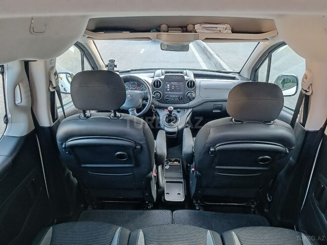 Peugeot  2017, 162,000 km - 1.6 l - Bakı