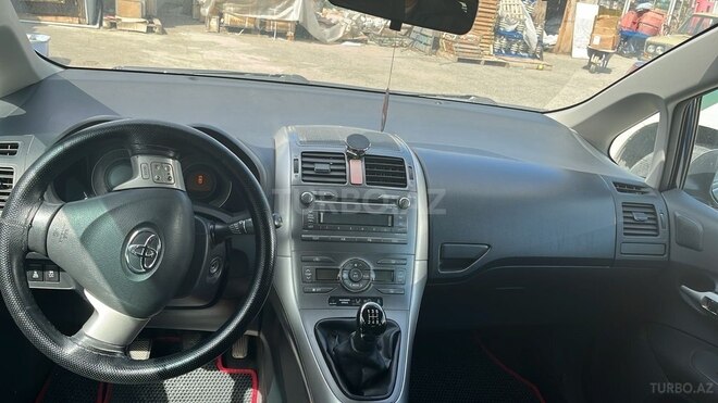 Toyota Auris 2007, 360,000 km - 1.4 l - Bakı