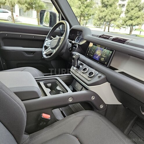 Land Rover Defender 2023, 32,071 km - 2.0 l - Bakı