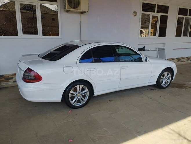 Mercedes E 220 d-8