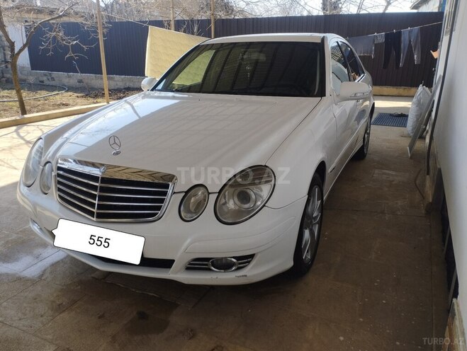 Mercedes E 220 d-2