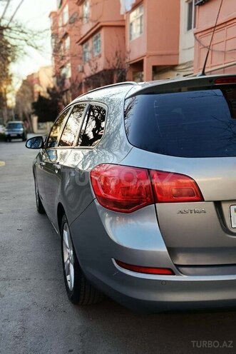 Opel Astra 2012, 310,000 km - 1.3 l - Bakı