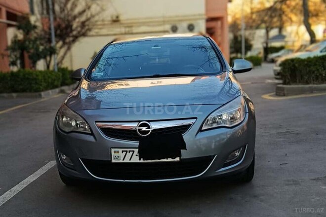 Opel Astra 2012, 310,000 km - 1.3 l - Bakı