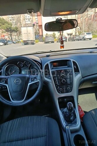Opel Astra 2012, 310,000 km - 1.3 l - Bakı