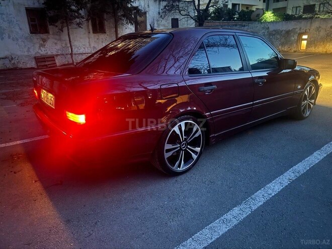 Mercedes C 180 1999, 265,000 km - 1.8 l - Bakı