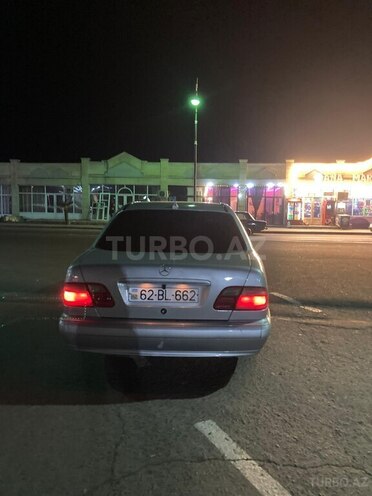 Mercedes E 200 1999, 520,000 km - 2.0 l - Balakən