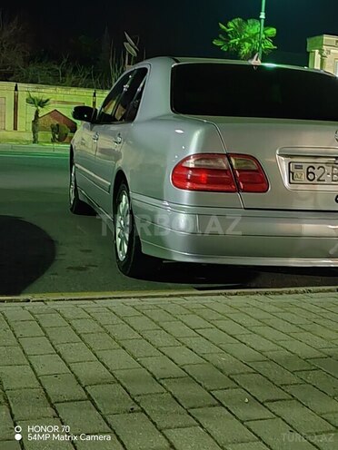 Mercedes E 200 1999, 520,000 km - 2.0 l - Balakən