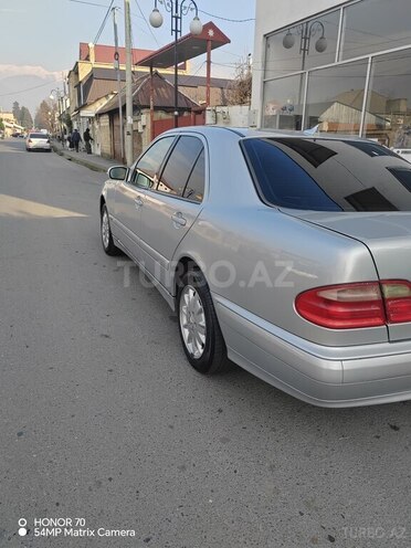 Mercedes E 200 1999, 520,000 km - 2.0 l - Balakən