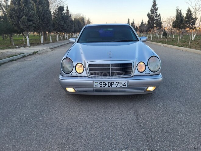 Mercedes E 240 1998, 325,632 km - 2.4 l - Sumqayıt