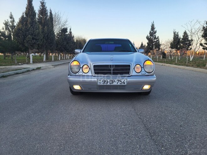 Mercedes E 240 1998, 325,632 km - 2.4 l - Sumqayıt