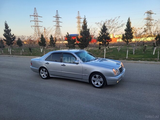 Mercedes E 240 1998, 325,632 km - 2.4 l - Sumqayıt