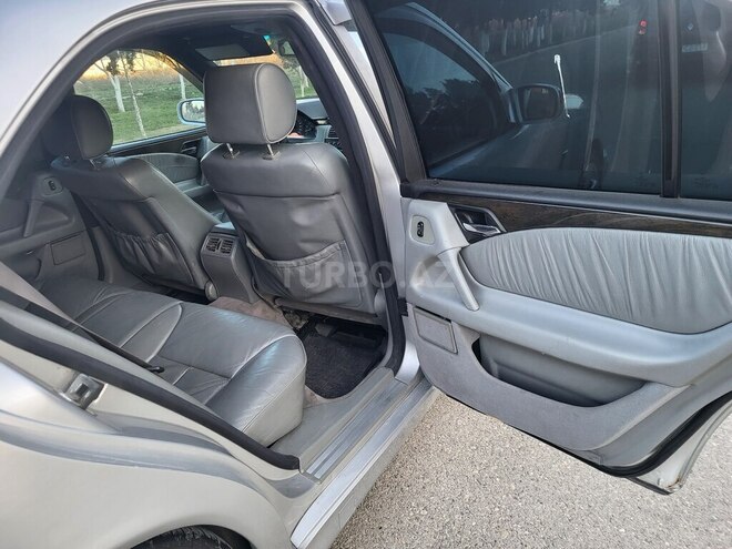 Mercedes E 240 1998, 325,632 km - 2.4 l - Sumqayıt
