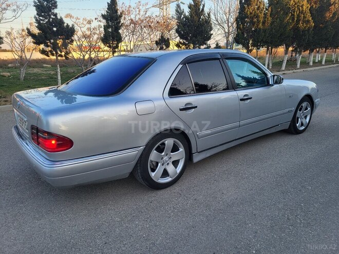 Mercedes E 240 1998, 325,632 km - 2.4 l - Sumqayıt