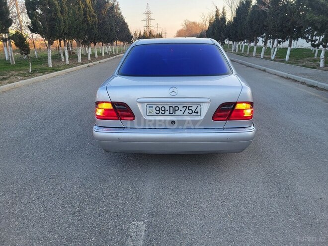 Mercedes E 240 1998, 325,632 km - 2.4 l - Sumqayıt