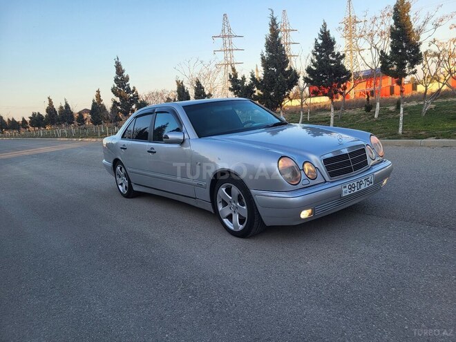 Mercedes E 240 1998, 325,632 km - 2.4 l - Sumqayıt