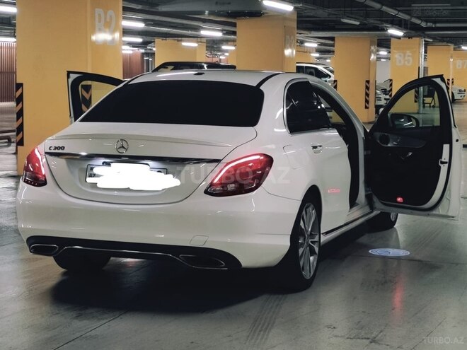 Mercedes C 300 2017, 140,000 km - 2.0 л - Bakı