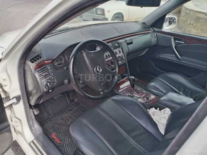 Mercedes E 220 d 2002, 570,000 km - 2.2 l - Salyan
