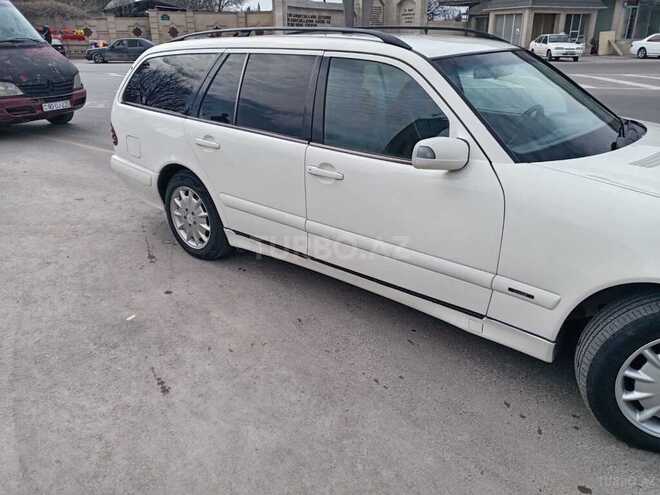 Mercedes E 220 d 2002, 570,000 km - 2.2 l - Salyan