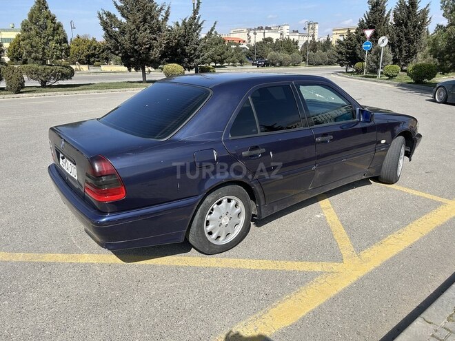Mercedes C 220 d 1999, 268,000 km - 2.2 l - Bakı