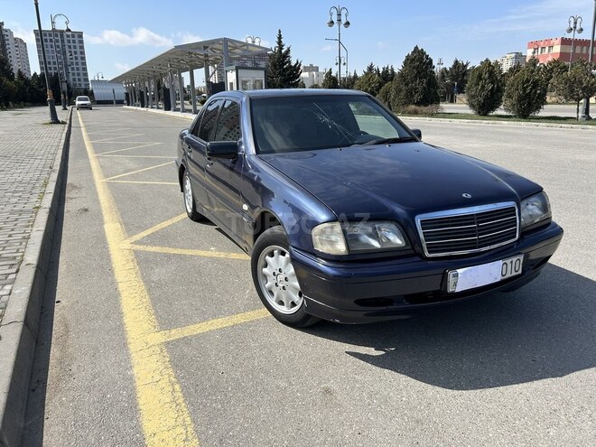 Mercedes C 220 d 1999, 268,000 km - 2.2 l - Bakı