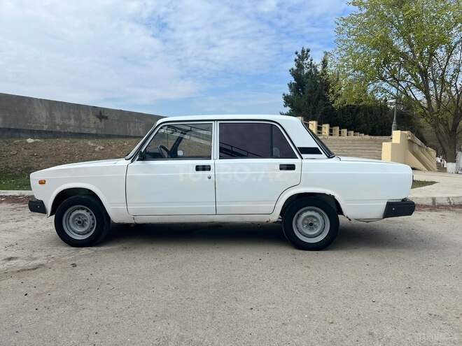 LADA (VAZ) 2107 2006, 95,000 km - 1.6 л - Şirvan