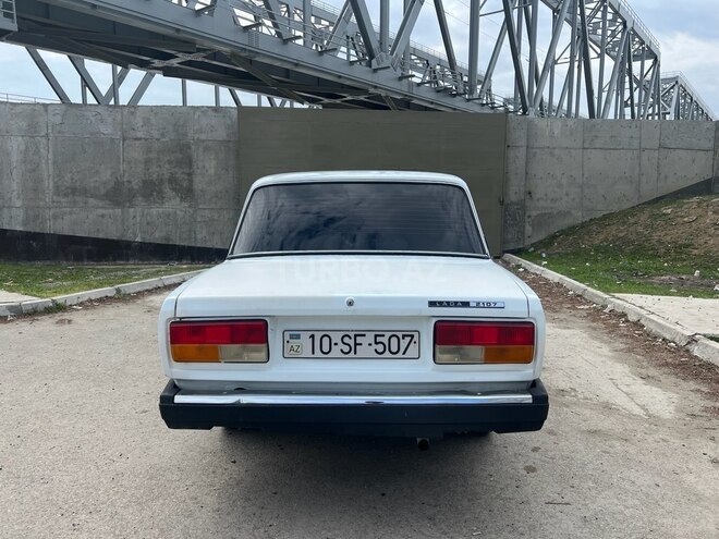LADA (VAZ) 2107 2006, 95,000 km - 1.6 л - Şirvan