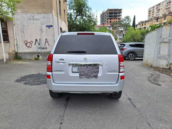Suzuki Grand Vitara 2012, 238,000 km - 2.4 л - Bakı