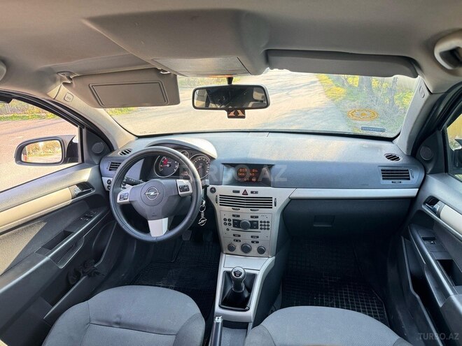 Opel Astra 2007, 211,000 km - 1.4 l - Bakı