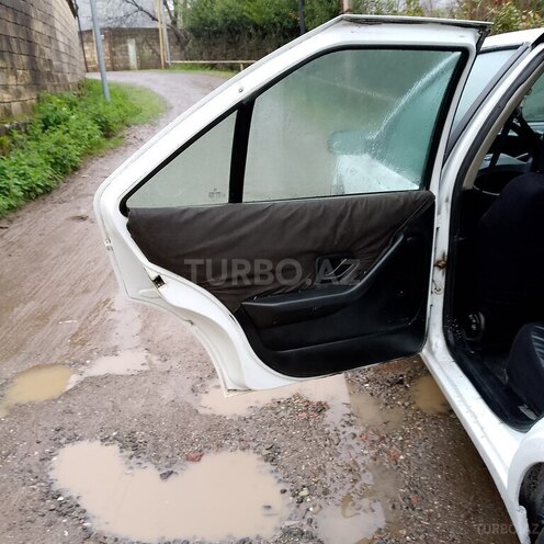 Peugeot 405 1997, 348,000 km - 1.8 l - Astara