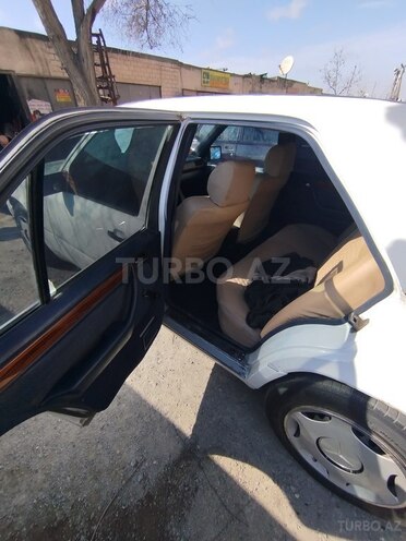 Mercedes E 200 d 1993, 300,000 km - 2.0 l - Bakı