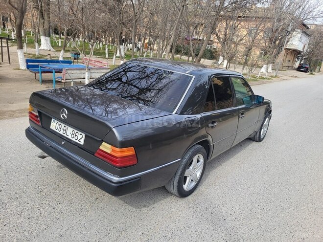 Mercedes E 300 d 1990, 425,856 km - 3.0 л - Sumqayıt