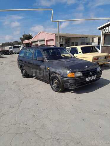 Opel Astra 1993, 246,533 km - 2.0 l - Bakı